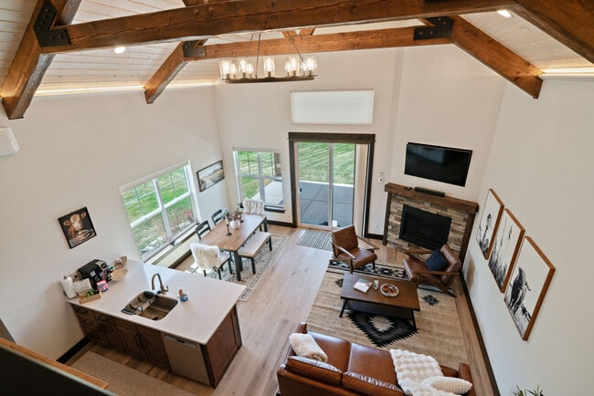Building Photo - 17448 Wilson Creek Rd