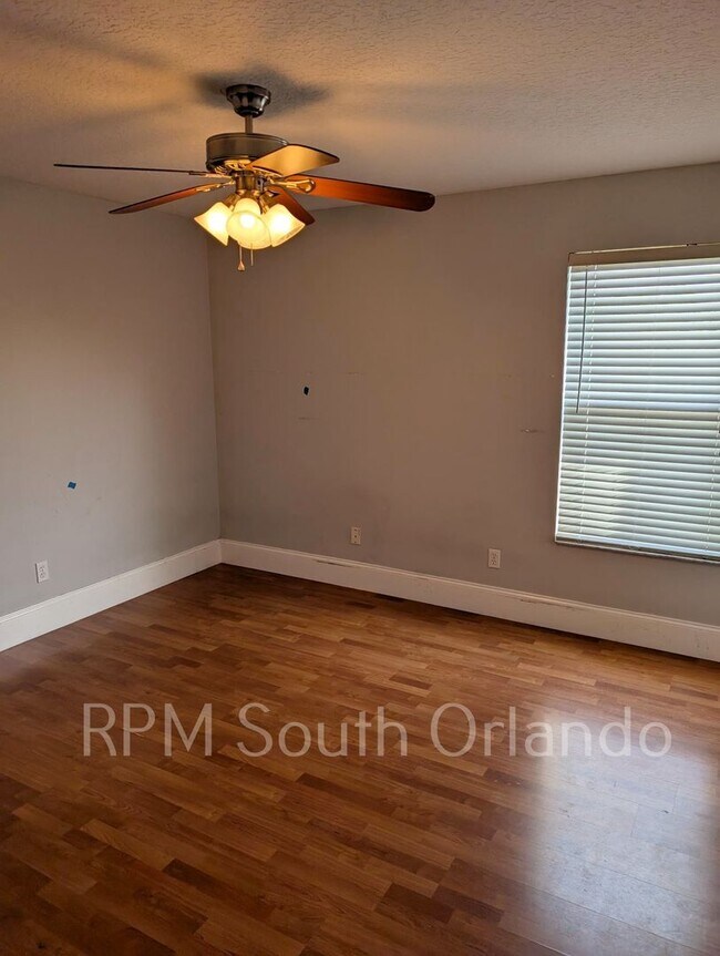 Building Photo - Spacious 4–5 Bedroom Home for Rent in Gate...