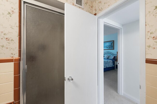 Building Photo - 2921 S Ocean Blvd