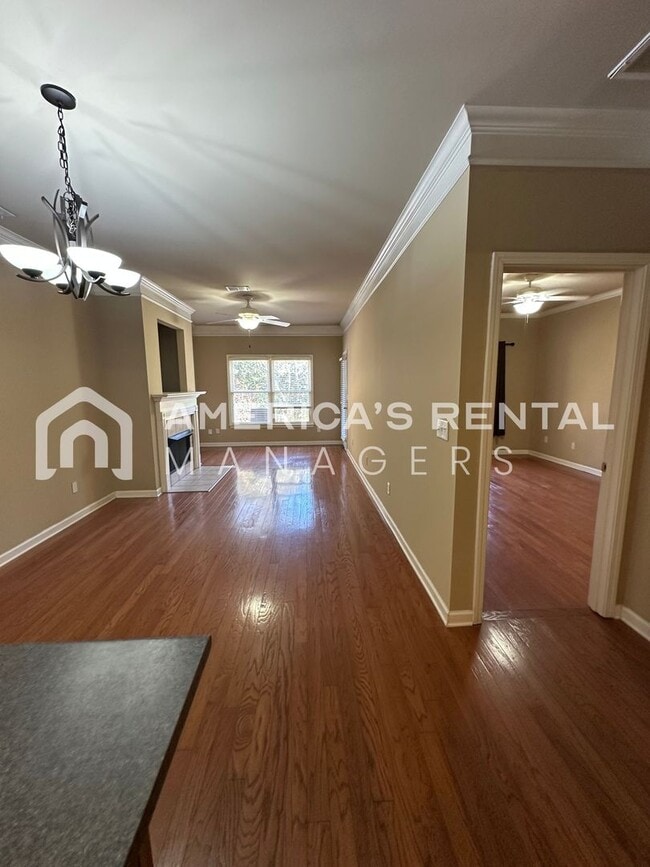 Building Photo - Beautiful Home for Rent in Birmingham, AL!!!! Available to View Now!!!