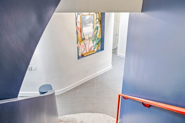 Building Photo - 873 S Atlantic Ave