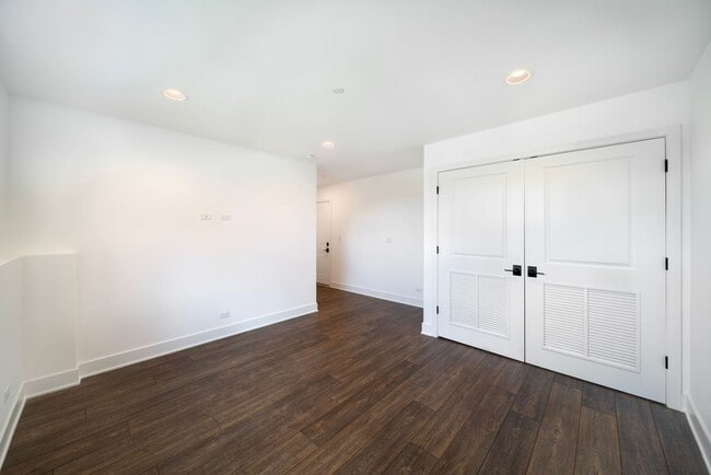 Building Photo - 322 Timberleaf Cir