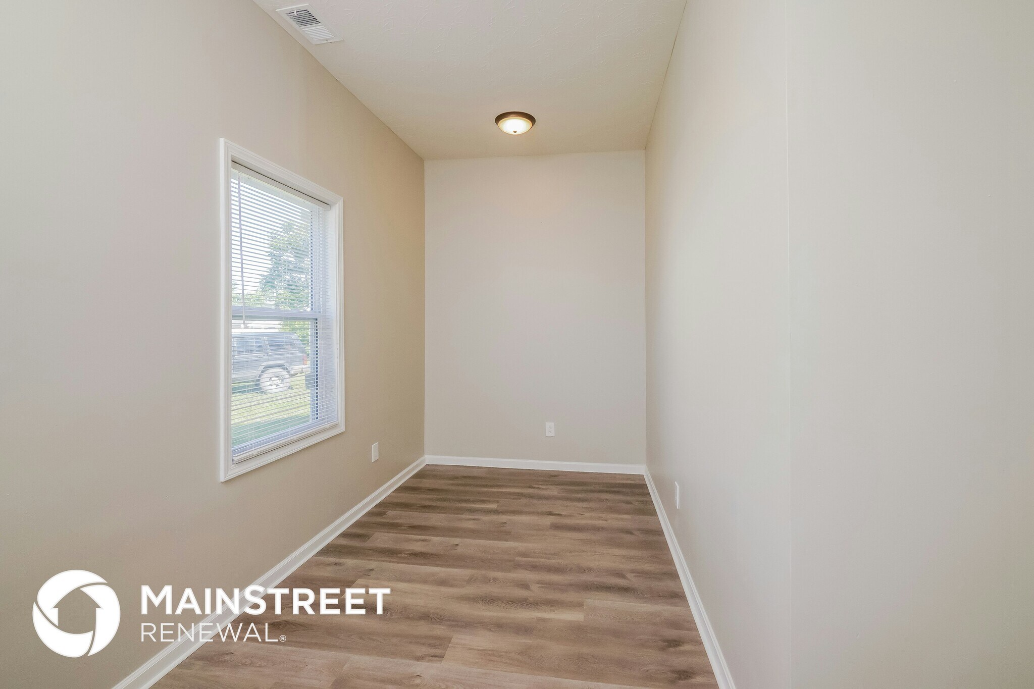 Building Photo - 3409 Vermont Ave