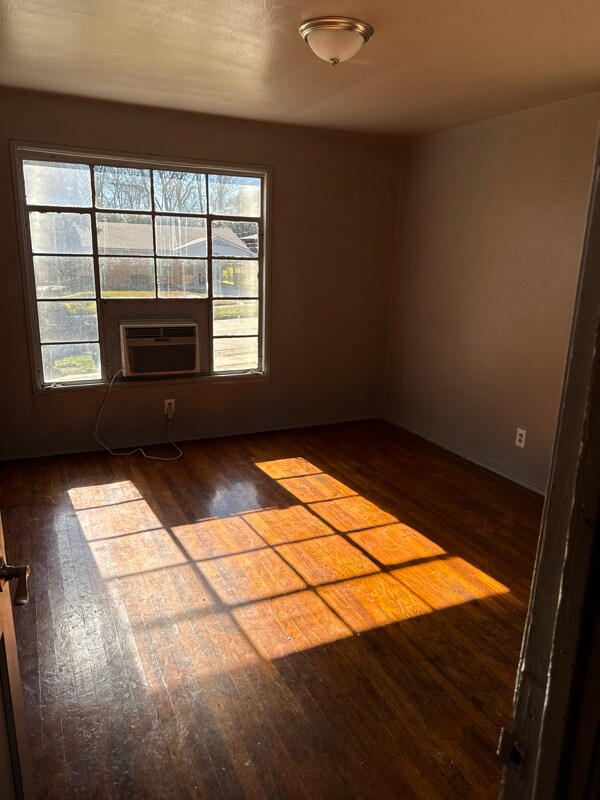 Building Photo - 3610 Ninock St