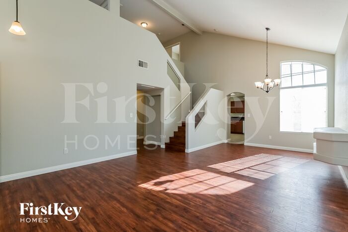 Building Photo - 655 Corona Run Ave