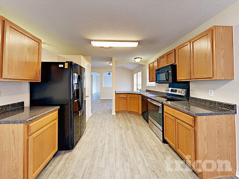 Building Photo - 242 Hallie Pass