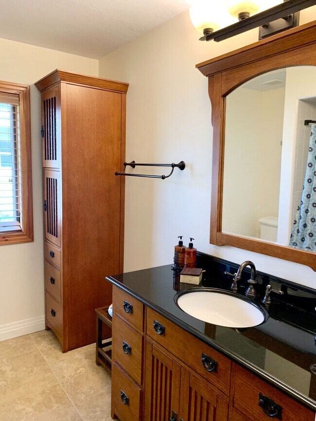 Building Photo - AVAILABLE 2027 SEASON! ! PGI HEATED POOL, WATERFRONT, BOAT LIFT
