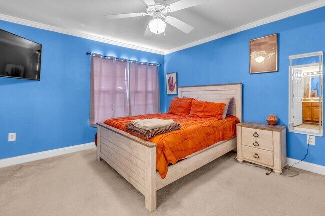 Building Photo - 512 Wingspan Way