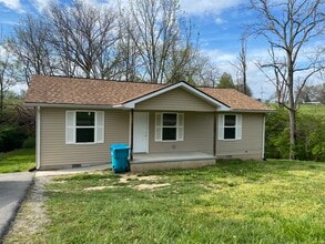 Building Photo - 1120 Fourth St