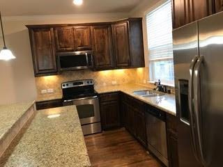 Building Photo - 2500 Rockbrook Dr