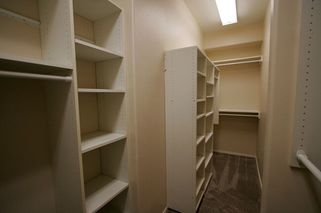 Building Photo - 207 Grandview Pl
