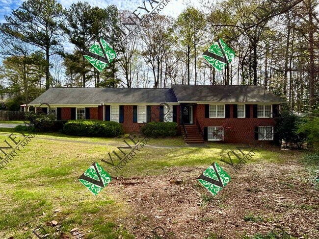 Primary Photo - 1534 Collier Dr SE