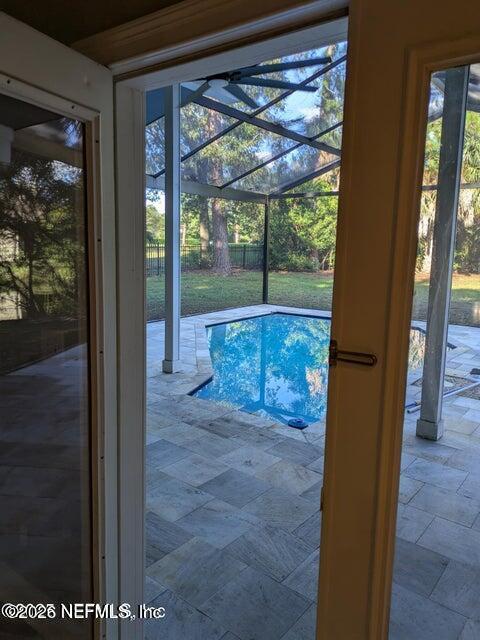 Building Photo - 10123 Leisure Ln N