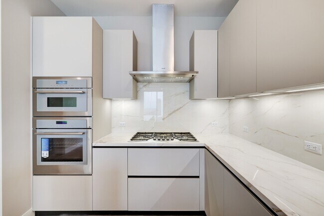 Building Photo - 1711 Allen Pkwy