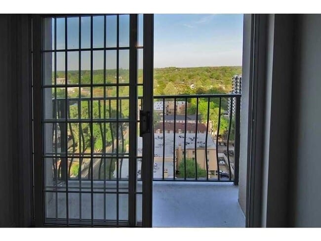 Building Photo - 199 14th St NE