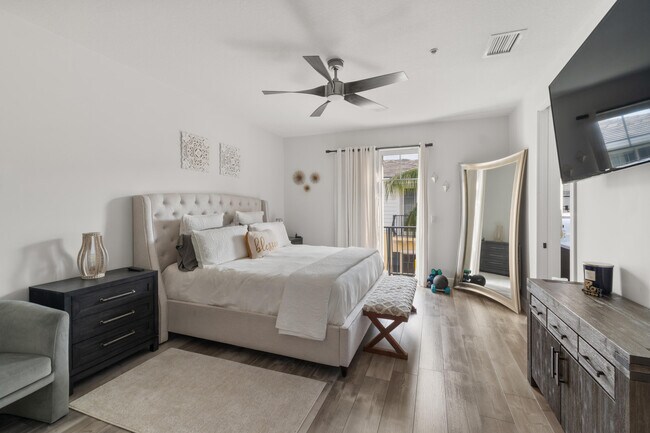 Building Photo - 3643 NW 5th Terrace