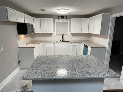 Building Photo - 1330 W Sears St