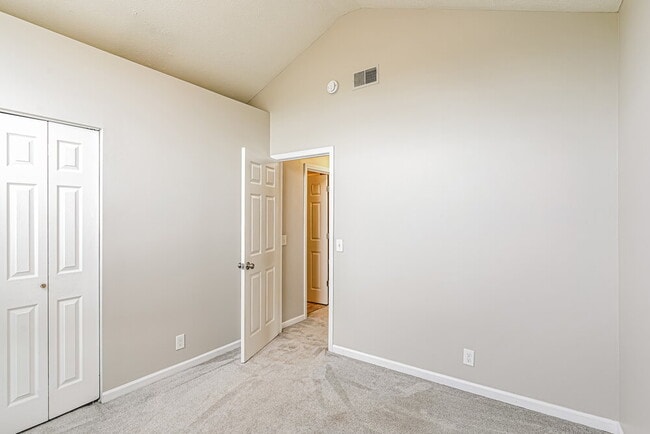 Building Photo - 379 Dorr Dr