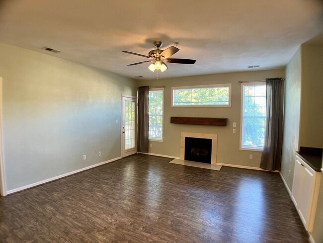Building Photo - Cypress Point Condo for Rent