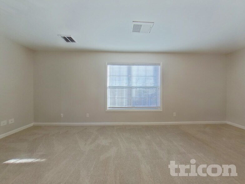 Building Photo - 38 Stonemont Ct