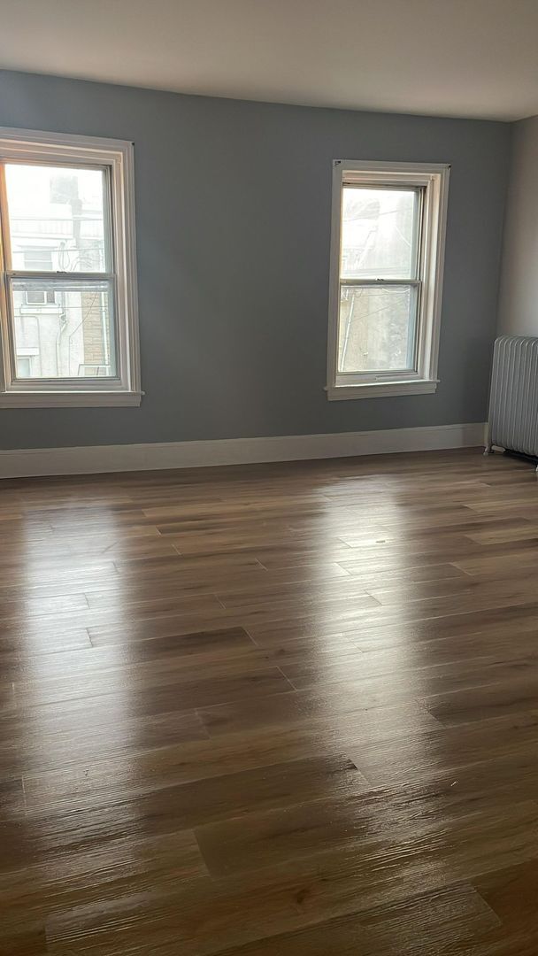 Building Photo - Spacious 1-Bedroom Unit with All-Inclusive Appliances!