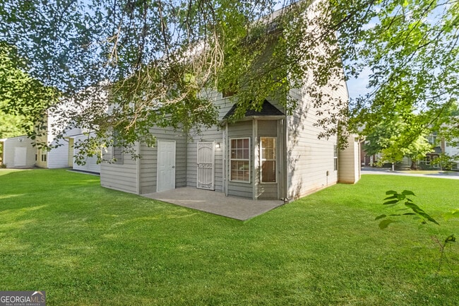 Building Photo - 7113 Brookview Way