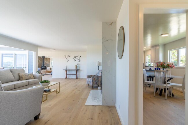 Building Photo - 15 Buckland Ct