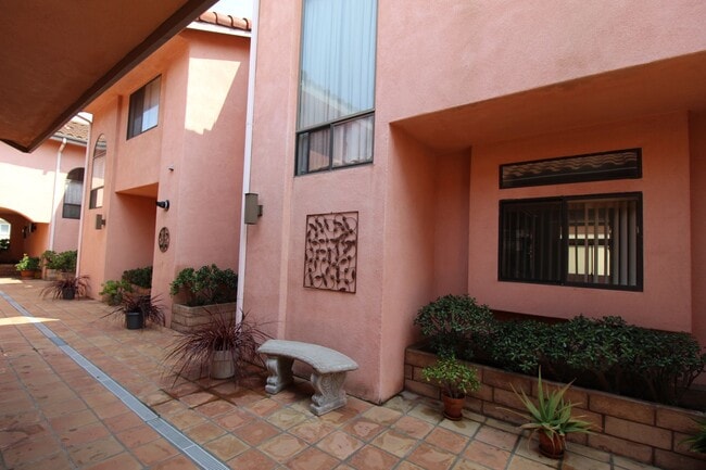 Building Photo - Quaint Gated Community near Pacific View Mall