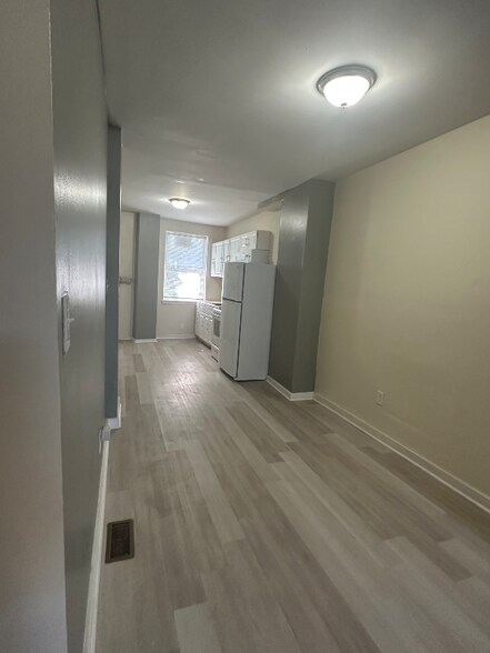 Building Photo - 313 S Franklintown Rd