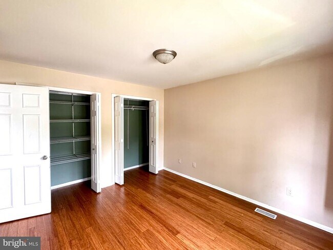 Building Photo - 3414 Doe Run Ct