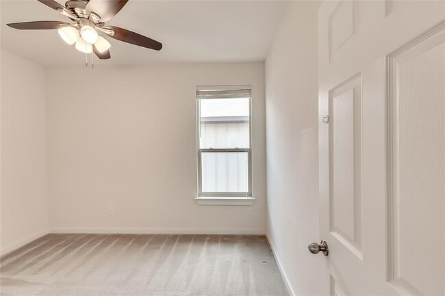 Building Photo - 16113 Hawthorne Heights Trail