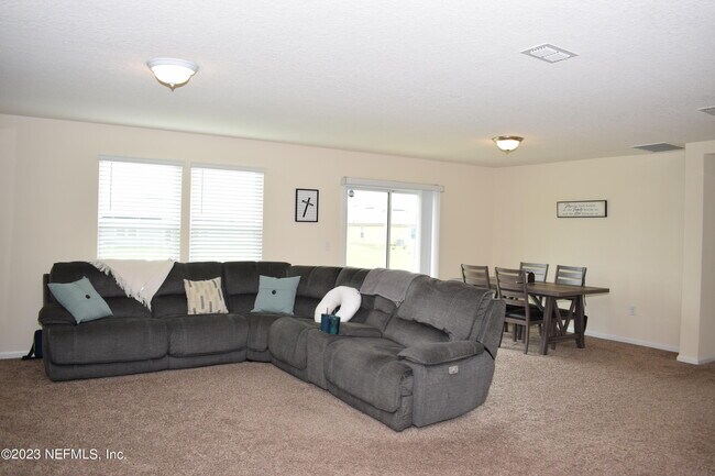 Building Photo - 3620 Sunfish Dr