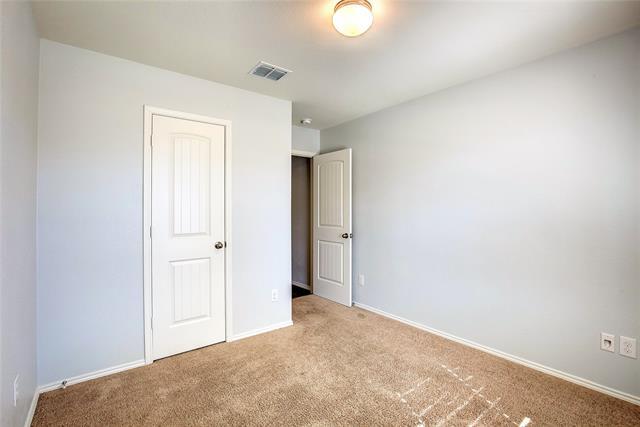 Building Photo - 404 Falling Star Dr