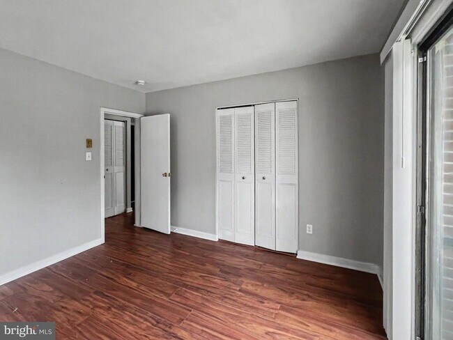 Building Photo - 408 W Lafayette St