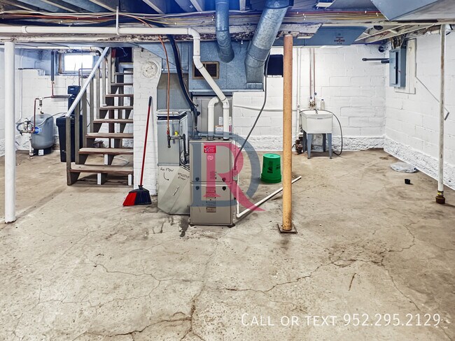 Building Photo - 7250 County Rd 19