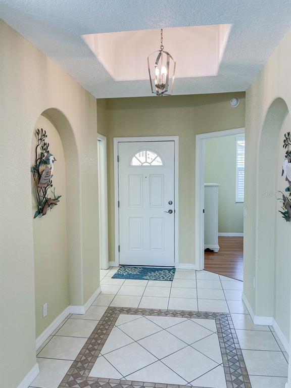 Building Photo - 1802 Auburn Lakes Cir