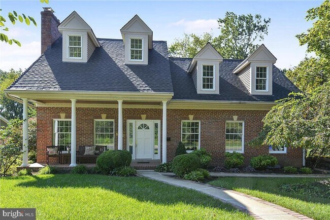 Building Photo - 5330 36th St N