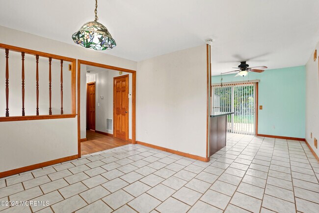 Building Photo - 468 Brookforest Dr