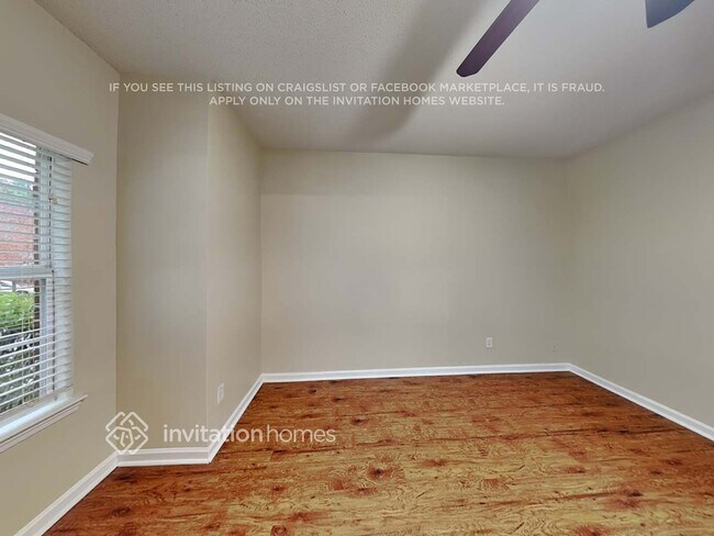 Building Photo - 7062 Cavender Dr SW