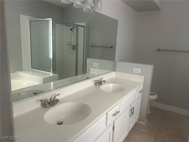 Building Photo - 948 Chaps Cir