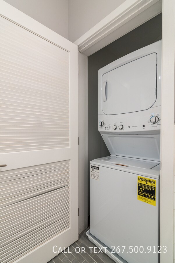 Building Photo - 1845 Passyunk Ave