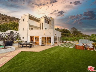 Building Photo - 31271 Bailard Rd