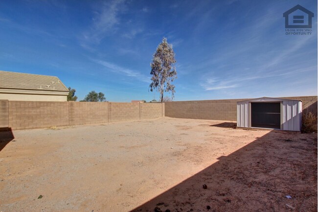 Building Photo - 18797 N Vemto St