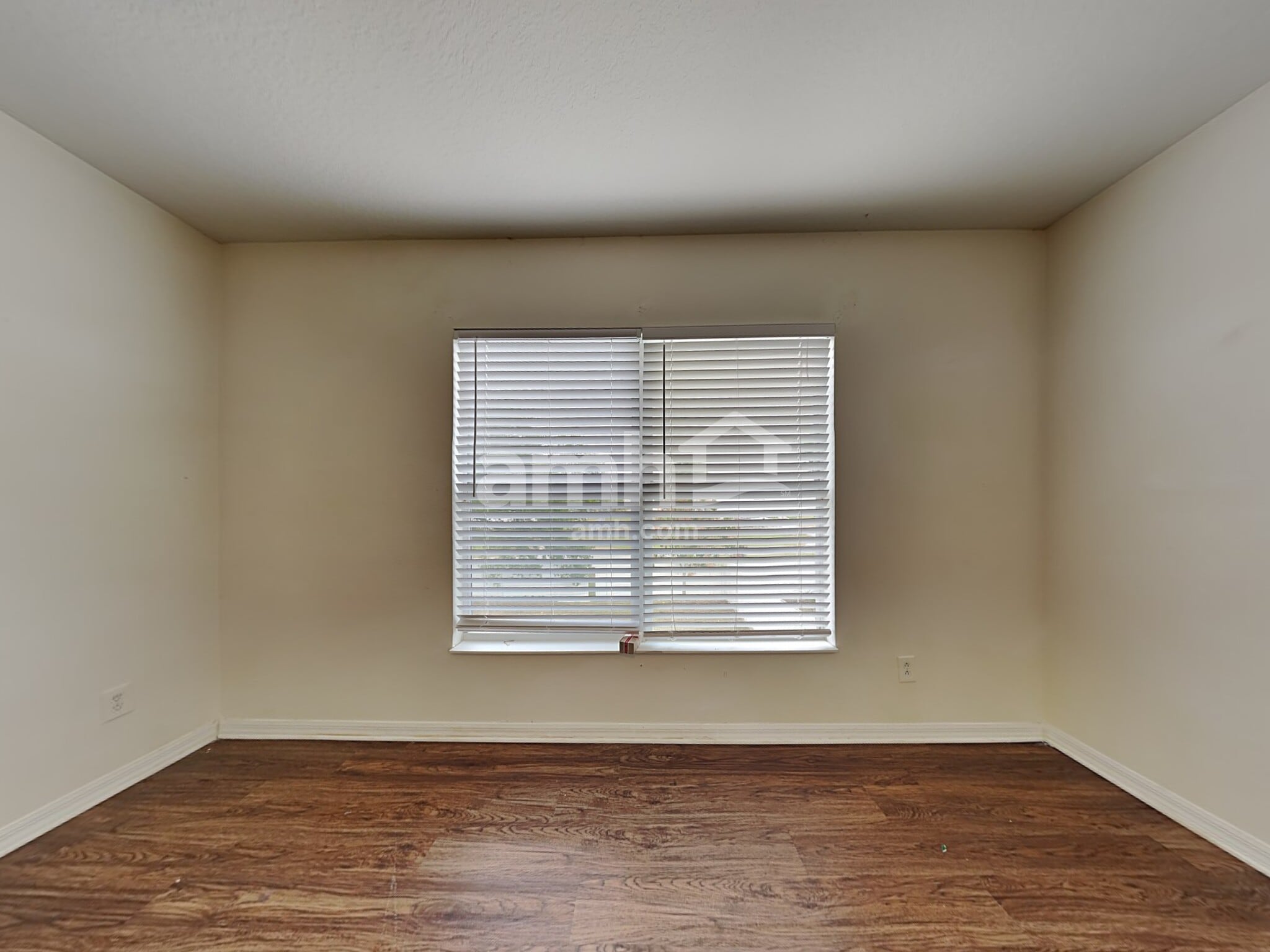 Building Photo - 8523 Deer Chase Dr