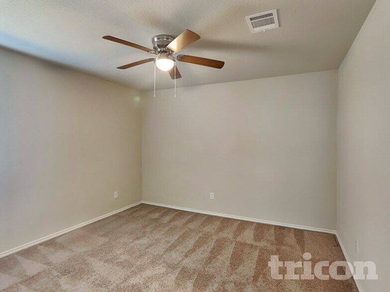 Building Photo - 13240 Rosemary Cove