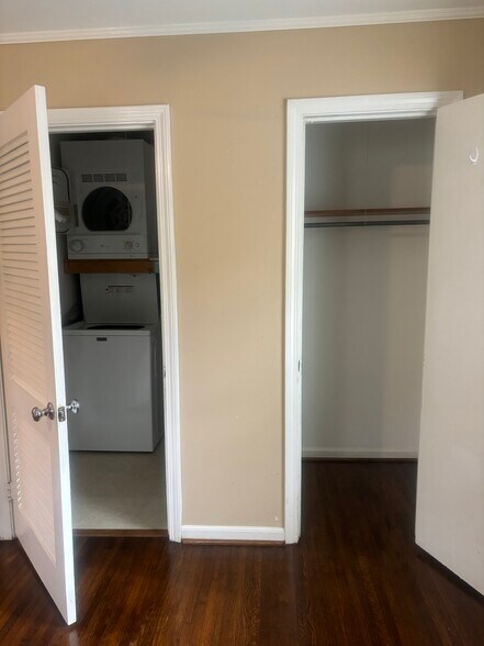 Building Photo - 3113 Green Valley Rd