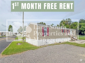 Building Photo - 425 Longfellow Blvd