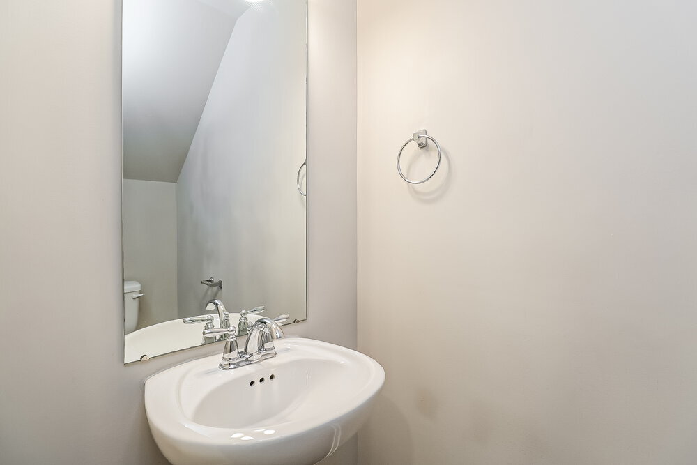 Building Photo - 1325 State Rd 2842