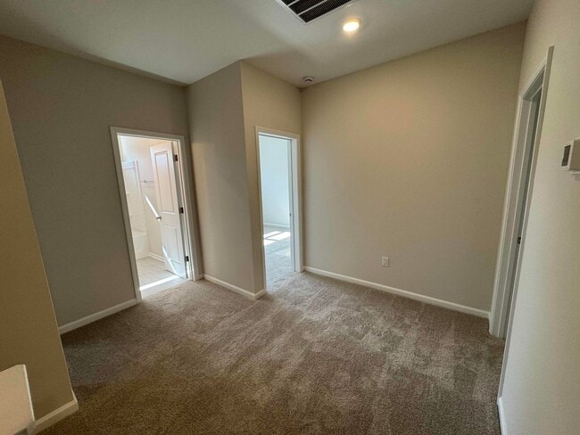 Building Photo - 4 Bedroom Home at Bailey's Cove on Hilton Head Island | Small footprint. Big island life.