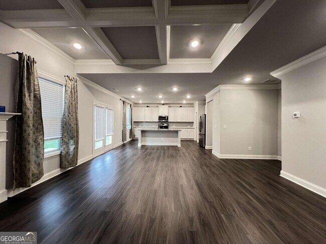 Building Photo - 4675 Silver Oak Dr SW